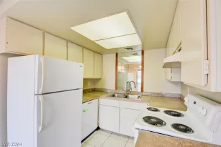 Photo #1: 2558784 Listing 