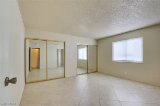 Photo #3: 2558784 Listing 