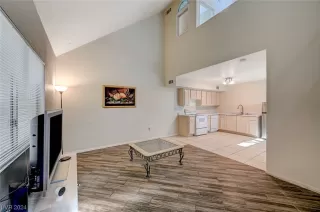 Photo #3: 2558795 Listing 