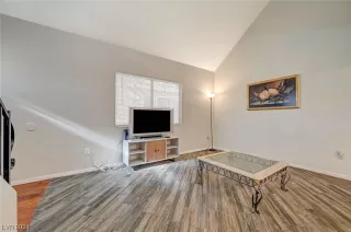 Photo #4: 2558795 Listing 