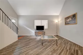 Photo #5: 2558795 Listing 