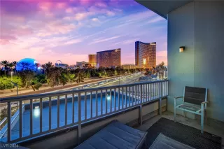 Photo #2: 2558826 Listing