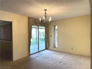 Photo #2: 2558838 Listing