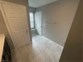 Photo #5: 2558839 Listing 