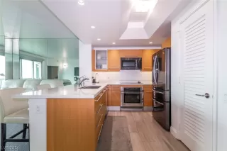 Photo #1: 2558884 Listing