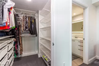 Photo #6: 2558884 Listing