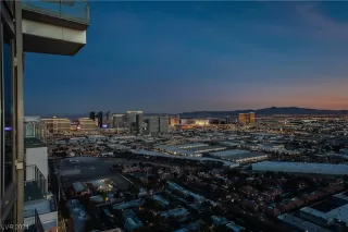 Photo #2: 2558902 Listing 