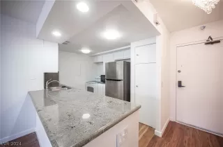 Photo #6: 2558913 Listing 