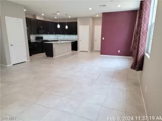 Photo #3: 2558925 Listing 