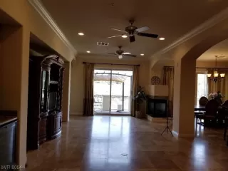 Photo #4: 2558957 Listing 