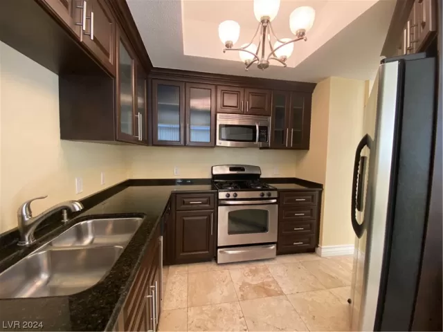 MLS: 2558972 Condo For Sale