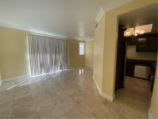 Photo #2: 2558972 Listing