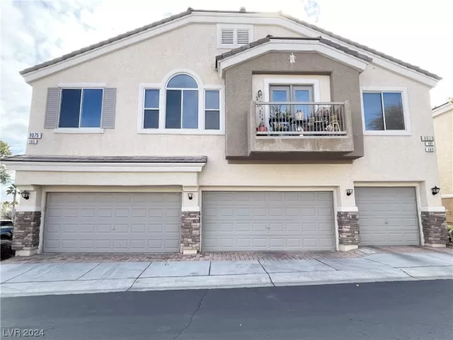 MLS: 2558985 Condo For Sale