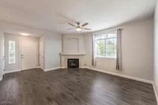 Photo #2: 2559000 Listing