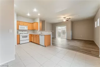 Photo #2: 2559014 Listing 