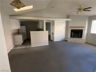 Photo #2: 2559029 Listing 