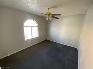 Photo #5: 2559029 Listing 