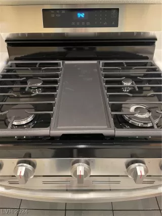 Photo #3: 2559032 Listing 