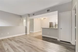 Photo #4: 2559118 Listing 