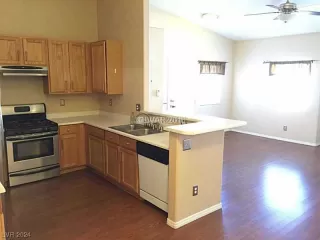 Photo #5: 2559124 Listing 