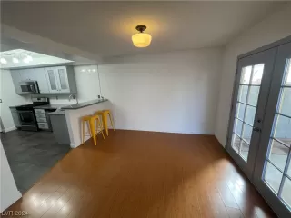 Photo #2: 2559158 Listing 