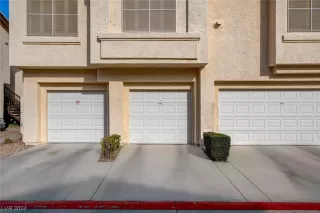 Photo #2: 2559166 Listing