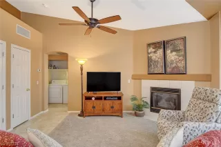 Photo #6: 2559166 Listing