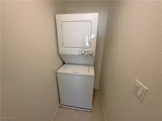 Photo #3: 2559202 Listing 