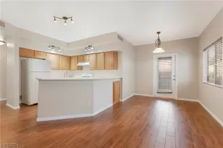 Photo #2: 2559242 Listing 