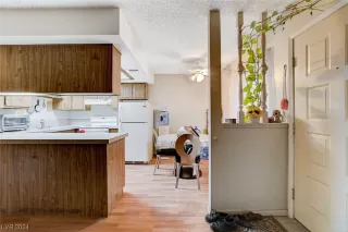 Photo #6: 2559274 Listing