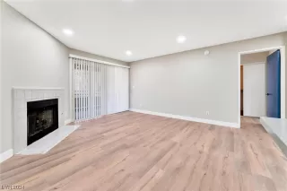 Photo #5: 2559281 Listing 