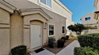 Photo #2: 2559296 Listing 