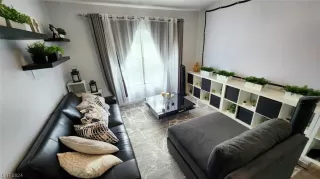 Photo #3: 2559310 Listing