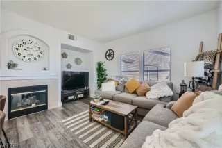 Photo #2: 2559329 Listing 