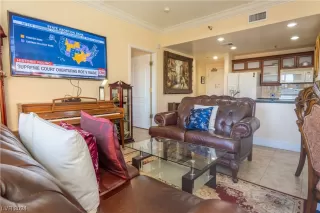 Photo #1: 2559353 Listing 