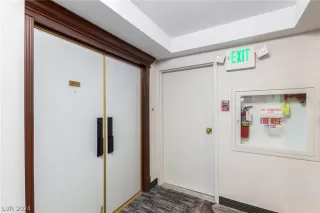 Photo #3: 2559376 Listing 