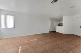 Photo #4: 2559393 Listing 