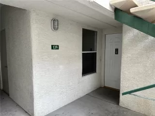 Photo #1: 2559427 Listing 