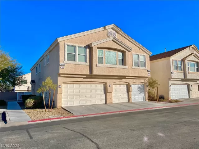 MLS: 2559494 Condo For Sale