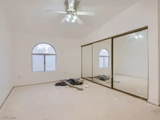 Photo #5: 2559511 Listing