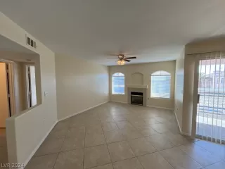 Photo #3: 2559523 Listing 