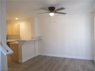 Photo #3: 2559533 Listing 