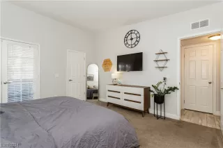 Photo #4: 2559534 Listing