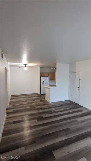 Photo #3: 2559568 Listing 