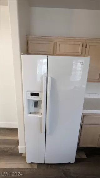 Photo #6: 2559568 Listing 