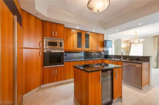 Photo #3: 2559576 Listing 