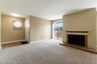 Photo #1: 2559589 Listing 