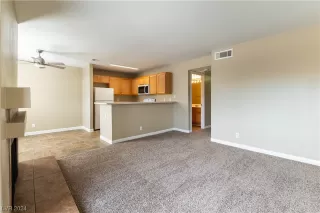 Photo #2: 2559589 Listing 
