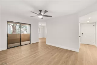 Photo #4: 2559597 Listing 