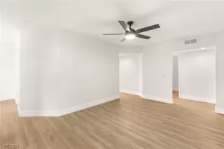 Photo #5: 2559597 Listing 